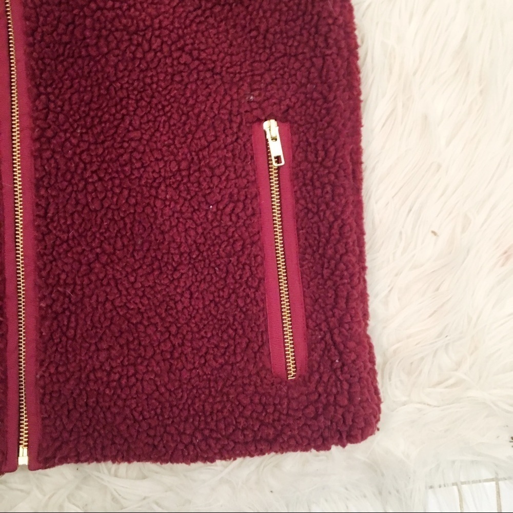 NWOT J Crew Maroon Sherpa Vest - Picture 4 of 8